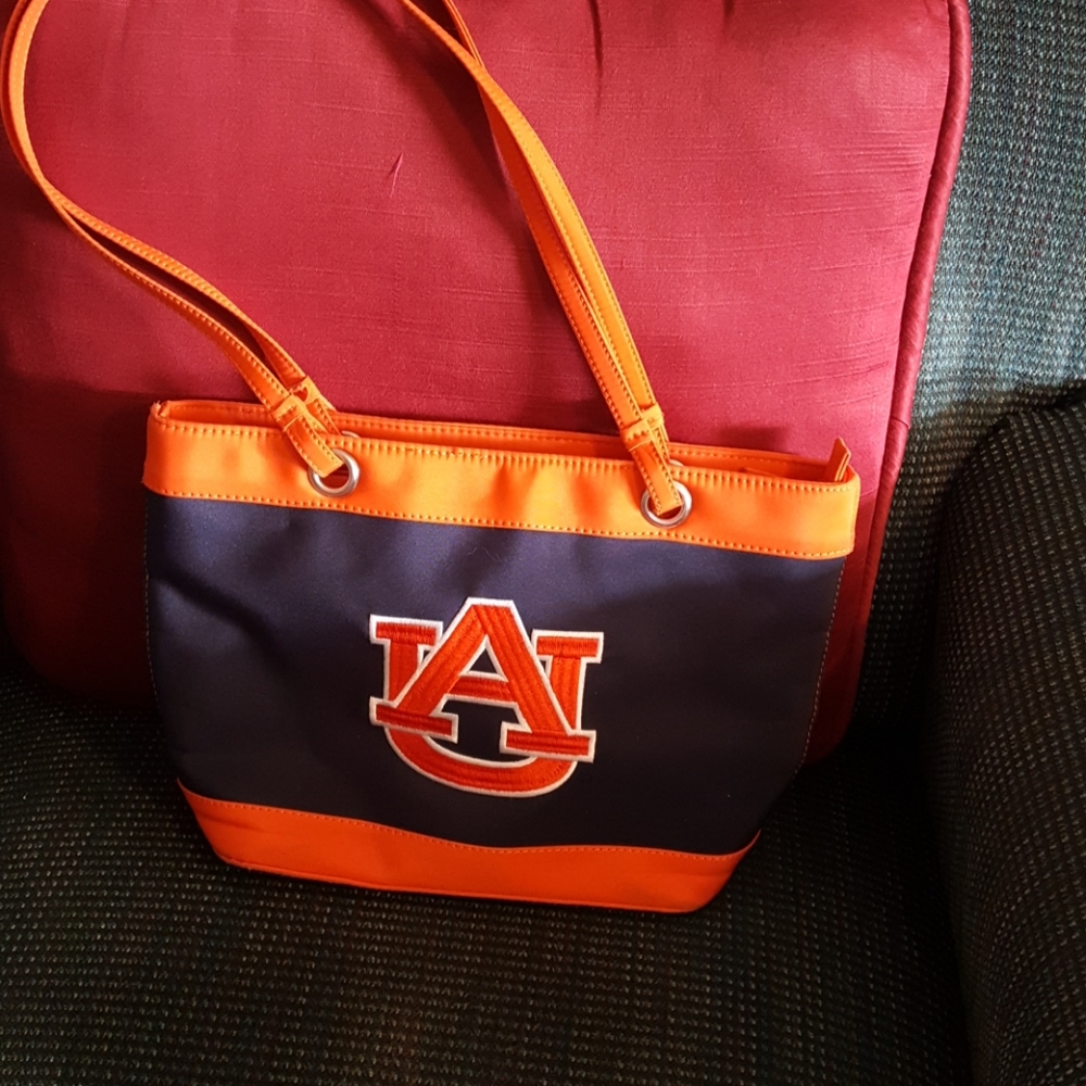Auburn purse